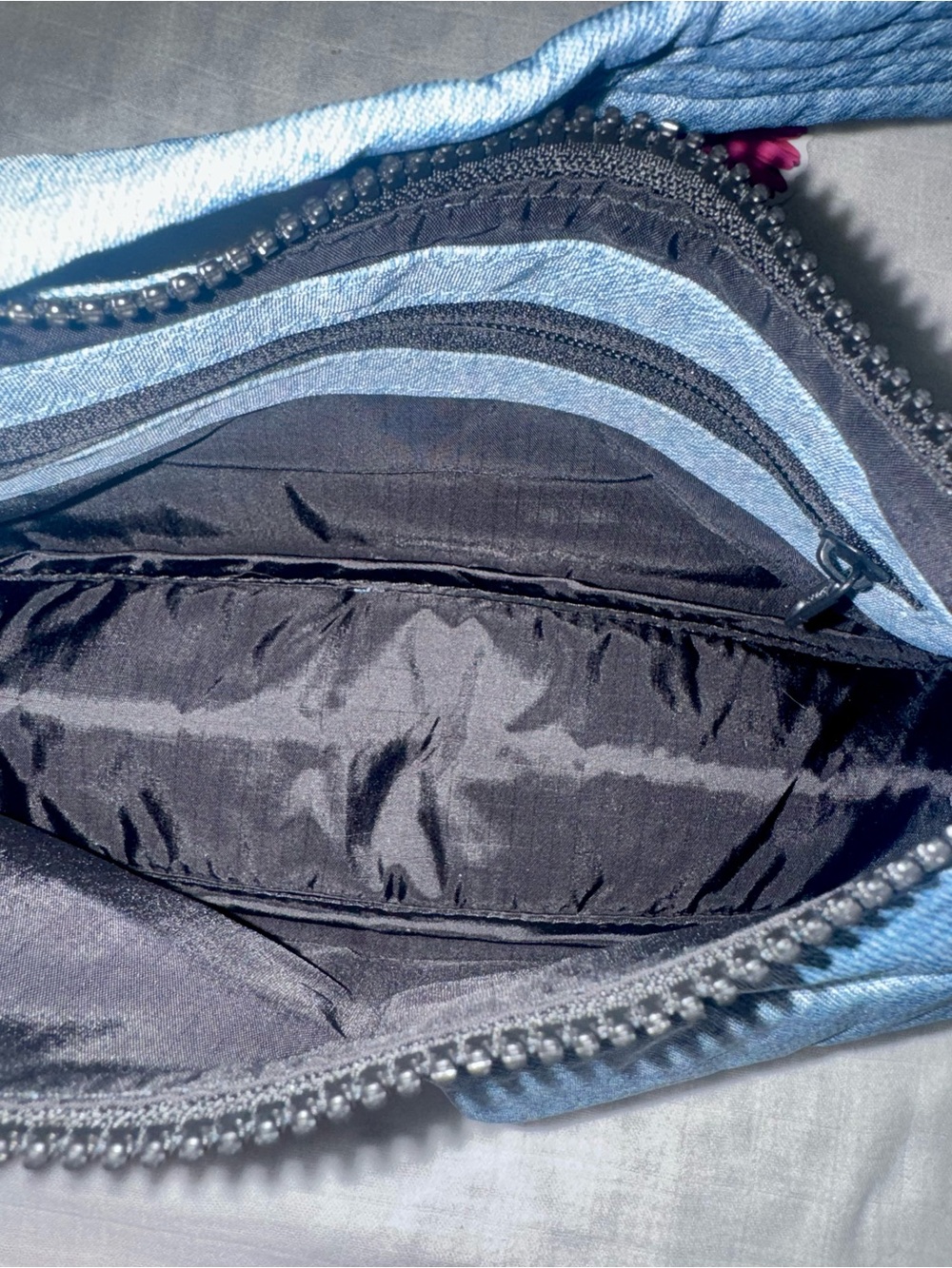 BAGGU Digital Denim Cargo Shoulder Bag ✨ - Picture 7 of 9
